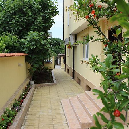 Zlatna Ribka Hotel Черноморец Екстериор снимка