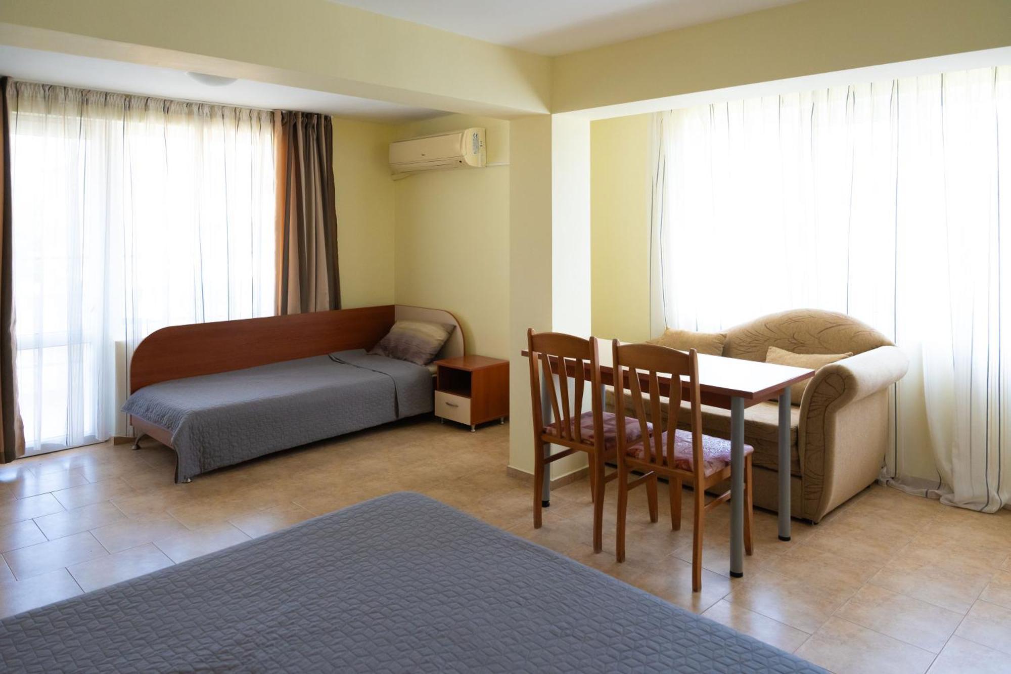 Zlatna Ribka Hotel Черноморец Екстериор снимка